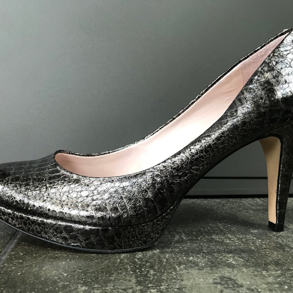 Vince Camuto Women’s Brown Metallic Heels EUC